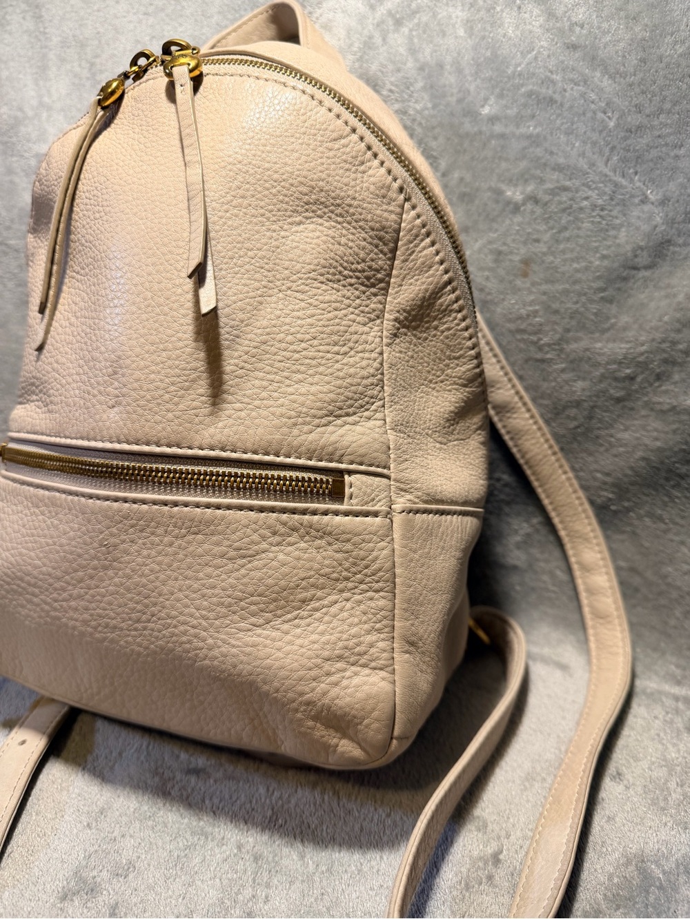 HOBO International Cliff Cream Leather Backpack with Gold Hardware - Picture 4 of 12